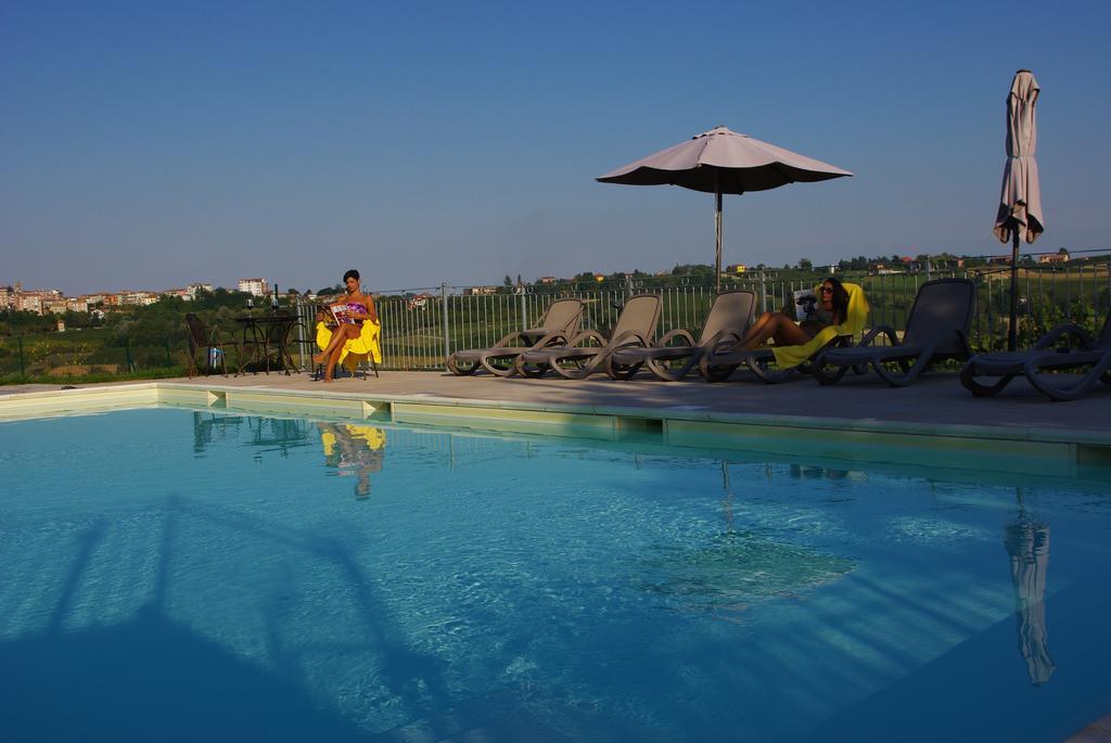 Naturalmente Wine Resort Agliano Terme Exterior foto